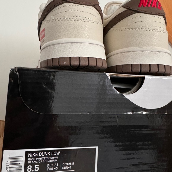 Nike Low Dunk - Picture 3 of 4